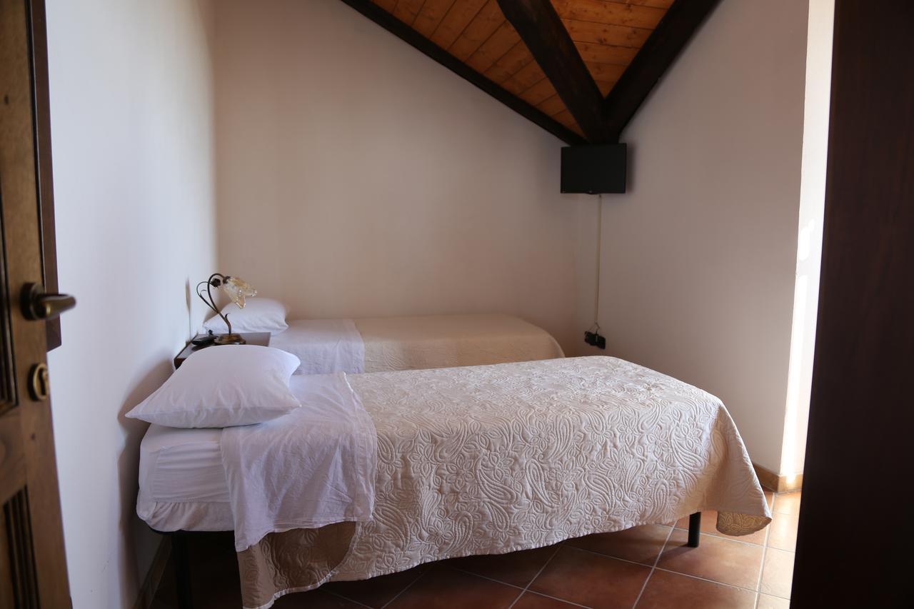Agriturismo Pirara Sant'Angelo  Exterior foto
